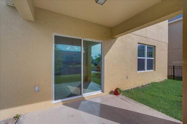 Building Photo - 4838 San Palermo Dr