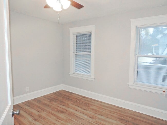 Building Photo - Gorgeous & Completely Rehabbed 3 Bed - 1.5 Bath Colonial for Rent!