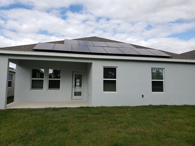 Building Photo - Stunning, energy-efficient solar-powered h...