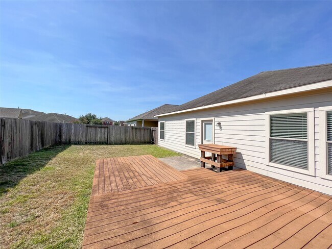Building Photo - 15214 Bartlett Landing Dr