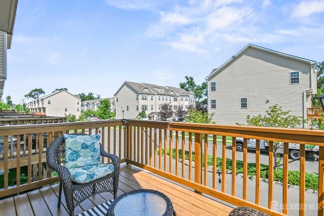 Building Photo - 2208 Massey Ln