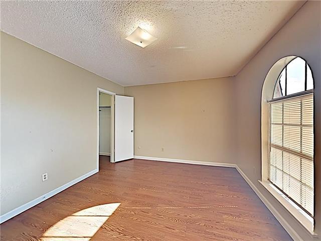 Building Photo - 2917 Las Vegas Trail
