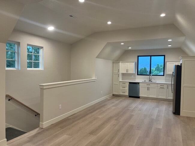 Building Photo - 3243 N 810 E
