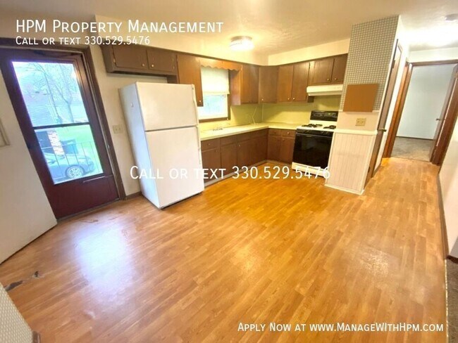 Building Photo - 3348 Mollane St NW