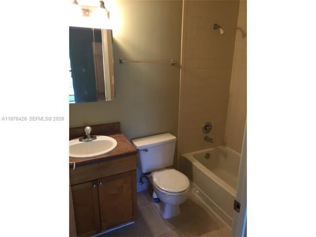 Building Photo - 216 Meadows Cir