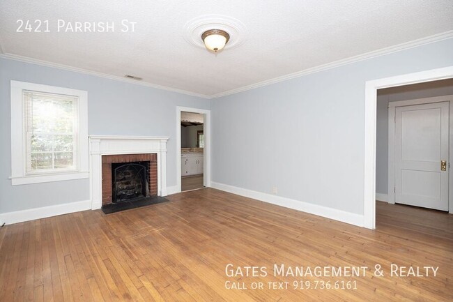 Building Photo - 2421 Parrish St