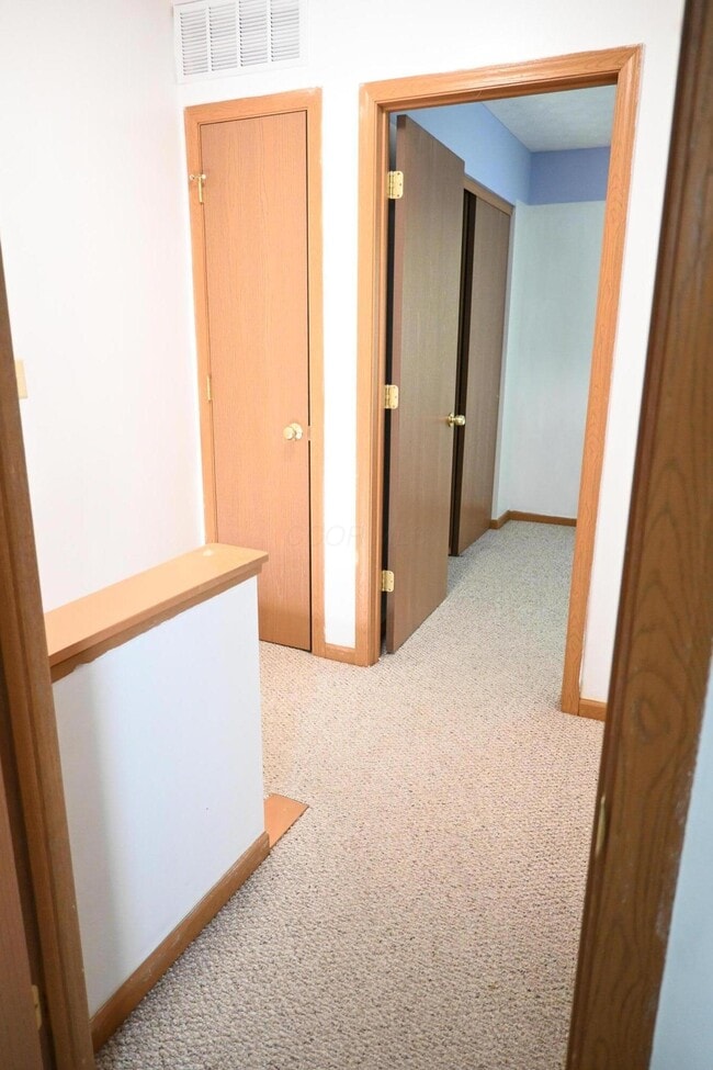 Building Photo - 917 Annagladys Dr