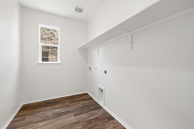 Building Photo - 3643 Sorriso Ln