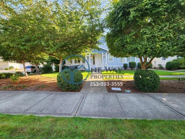 Building Photo - 2682 Hamilton Ave