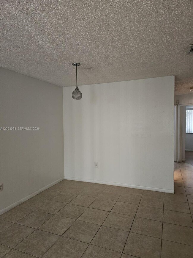 Building Photo - 15721 SW 137th Ave