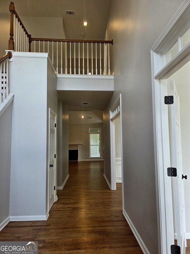 Building Photo - 3770 Glennvale Ct