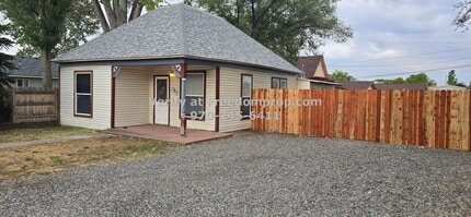 Building Photo - Downtown Fruita!