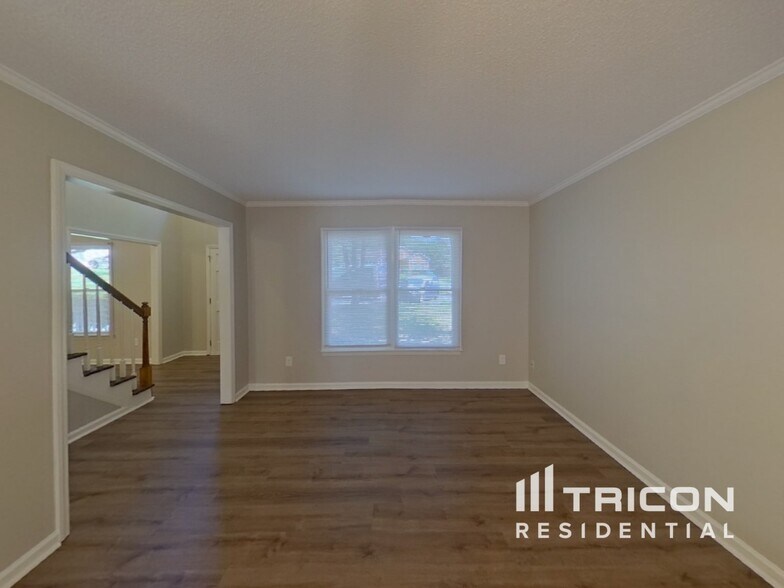 Building Photo - 8404 Sills Ct