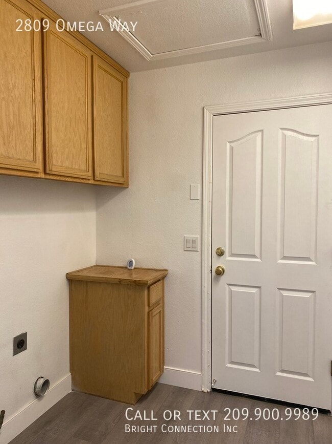 Building Photo - 2809 Omega Way