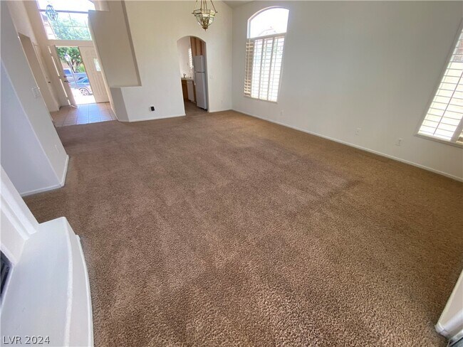 Building Photo - 358 July Jewel Ave