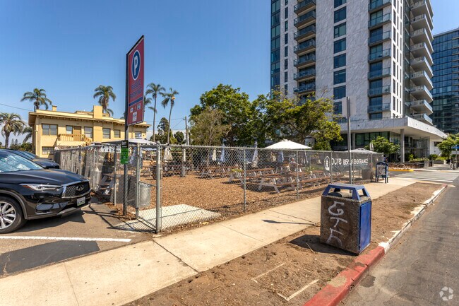 August 2022 - Fifth and Palm