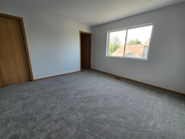 Building Photo - 31642 TallGrass Ct
