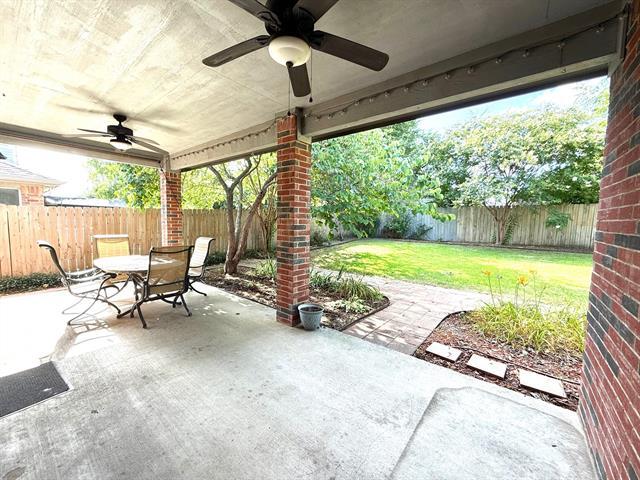 Building Photo - 138 Lipan St