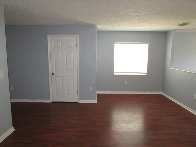 Building Photo - 8532 Edgewater Pl Blvd
