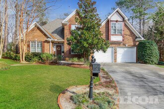 Building Photo - 107 Arbor Pl Dr