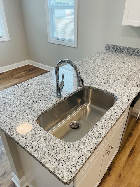 Building Photo - 2903 Newport Cir