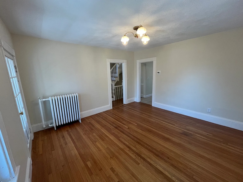 Building Photo - 29 Watts St