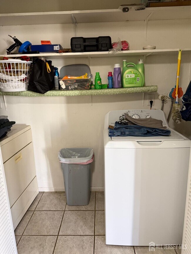 Building Photo - 1 Oklahoma Dr