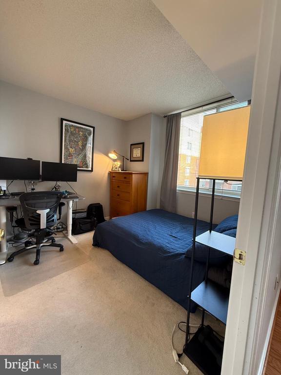 Building Photo - 3830 9th St N