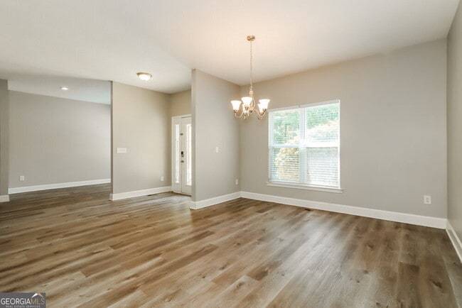Building Photo - 4048 Golfview Ct