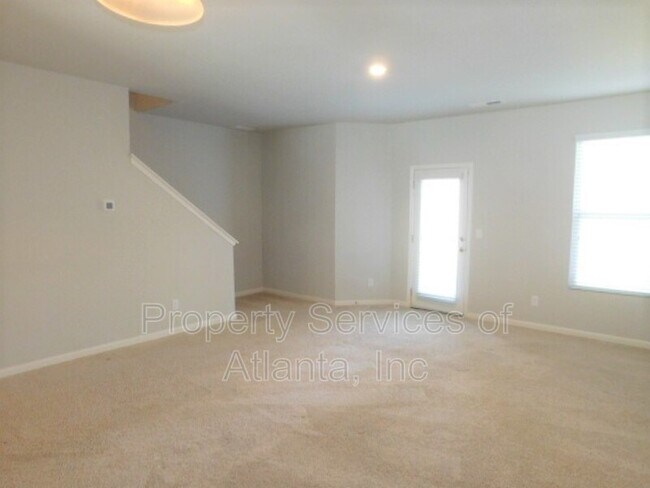 Building Photo - 2633 Parrish Ct
