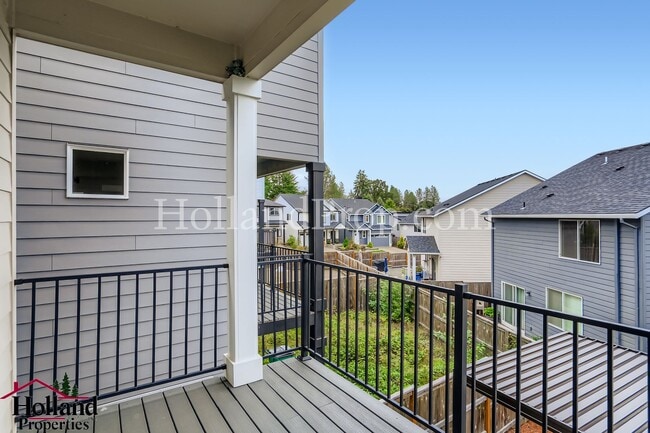 Building Photo - ** Stunning 5-Bedroom, with Pergola! Move in special $300 off first month rent*** NEW PRICE at $2...