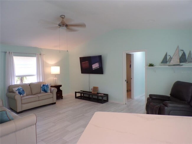 Building Photo - 15624 Hennipen Cir