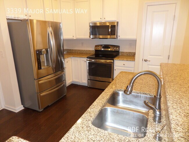 Building Photo - 3339 Major Samuals Way