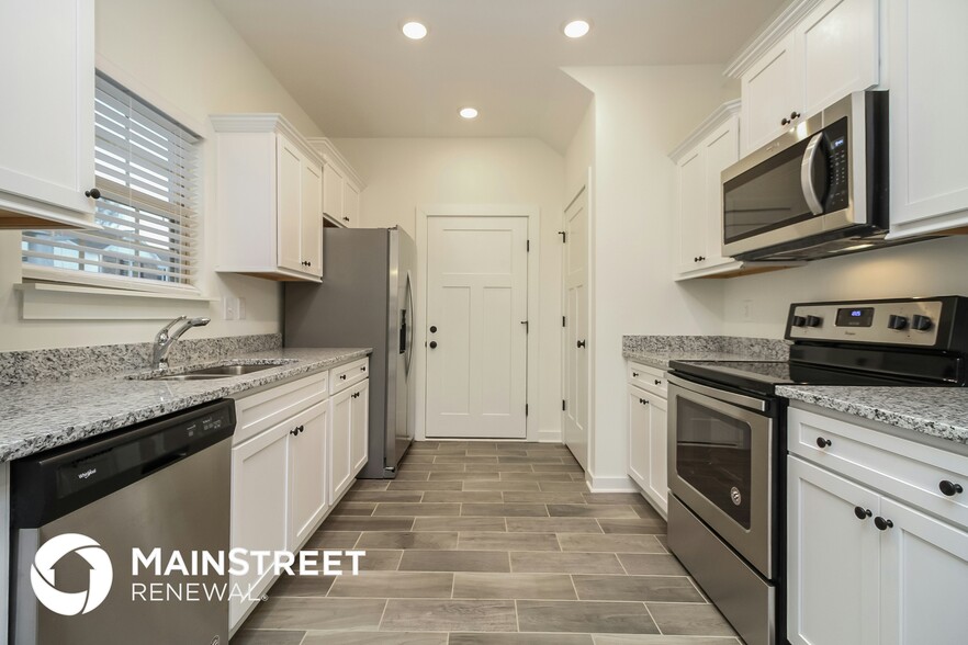 Building Photo - 4018 Ella Cook Cir