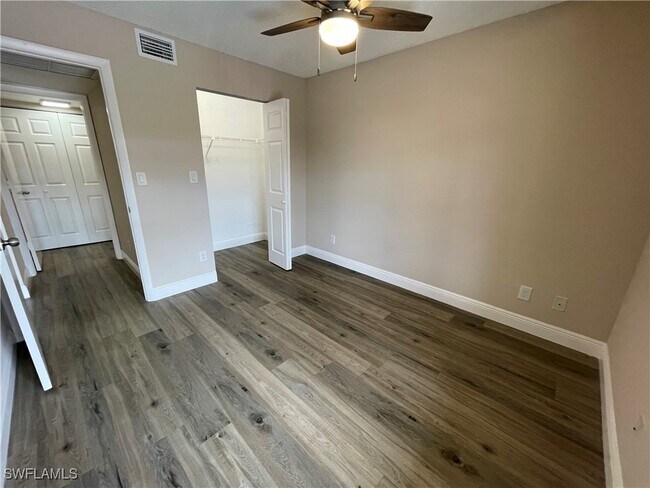 Building Photo - 5317 Summerlin Rd