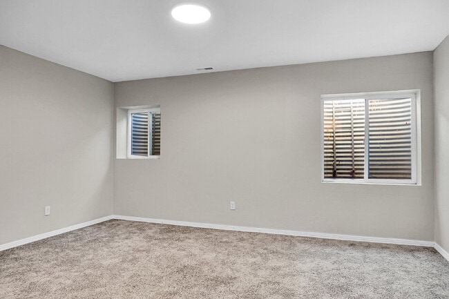 Building Photo - $1,745.95 -  2 Bed, 2 Bath Townhome in CO Springs with In Unit Laundry and Attached Garage!