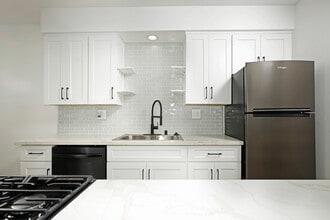 Unit #10 - Newly Updated - 1430 Amherst Ave