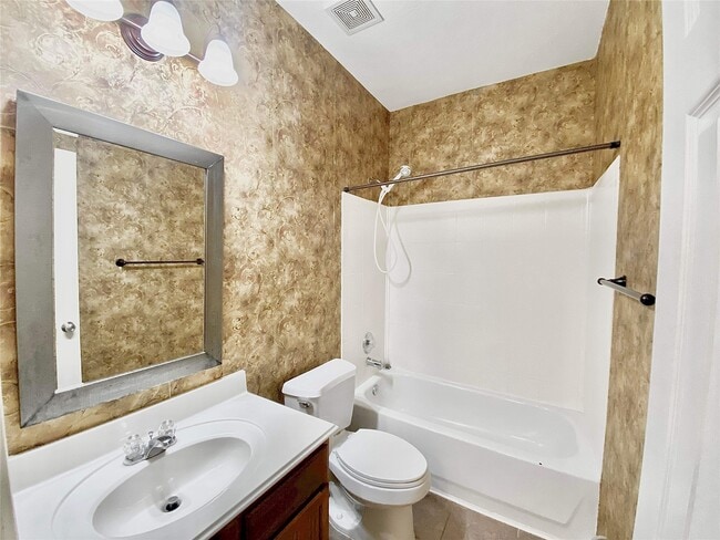 Building Photo - 2614 Orchard Creek Ln
