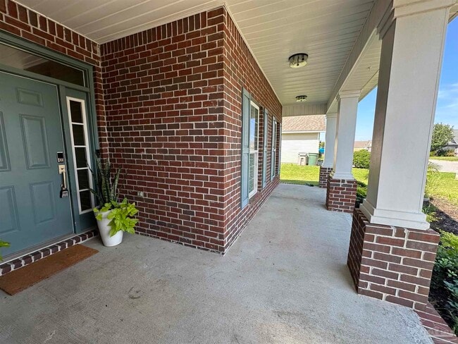 Building Photo - 8729 Bradfield Dr