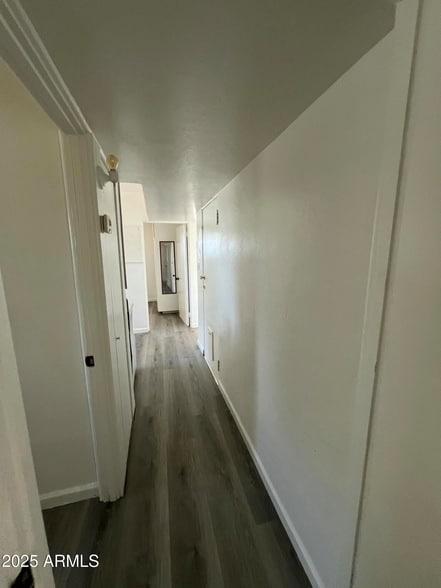 Building Photo - 1137 S Judd St