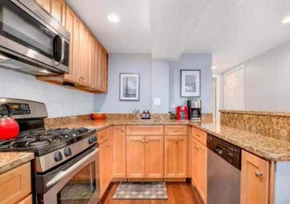 Building Photo - 49 Quincy Pl NE