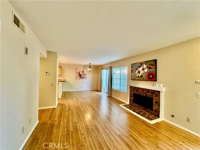 Building Photo - 107 Oxford