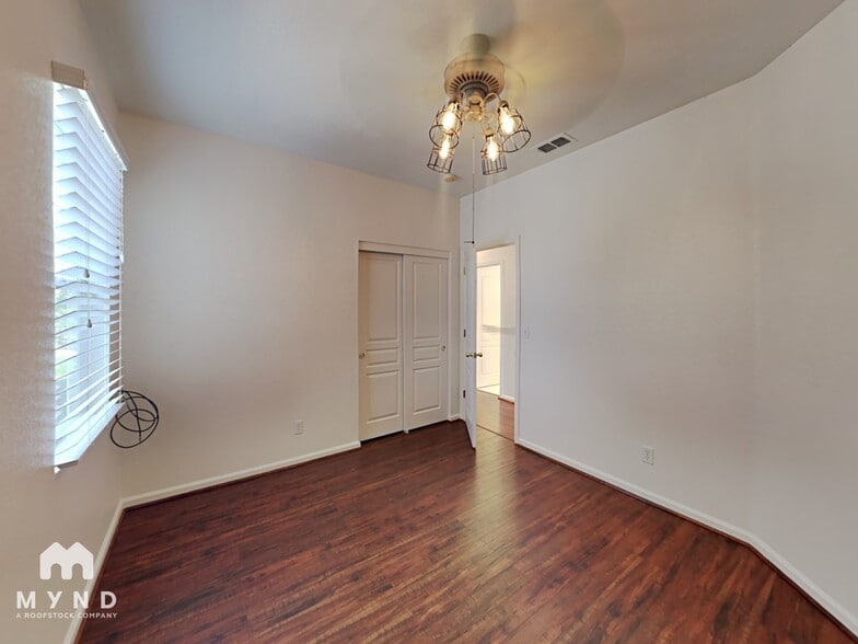 Building Photo - 2742 Chateau Montelena Way
