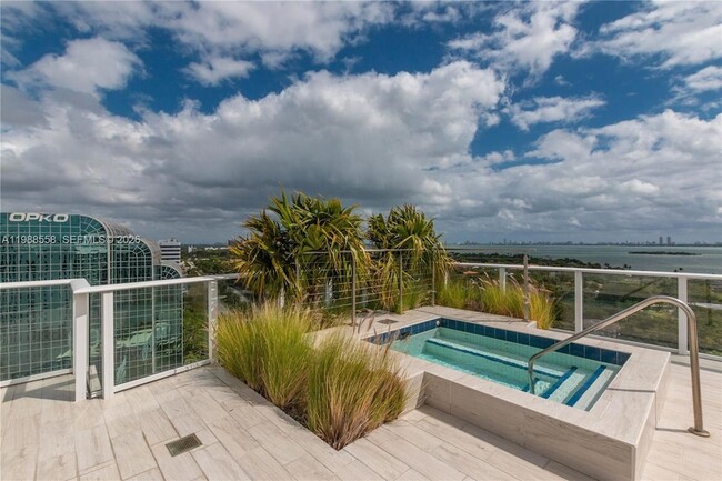 Building Photo - 4250 Biscayne Blvd