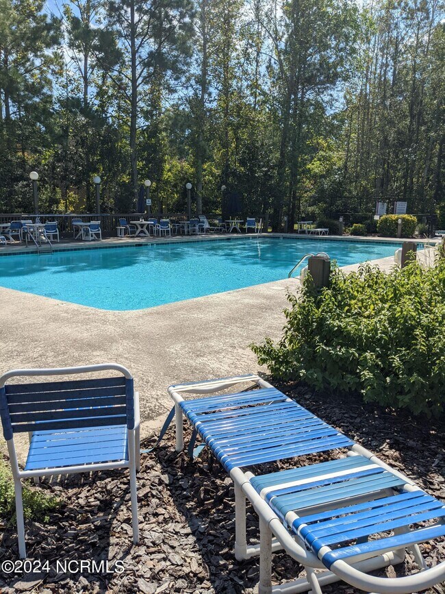 Building Photo - 506 Royal Tern Dr