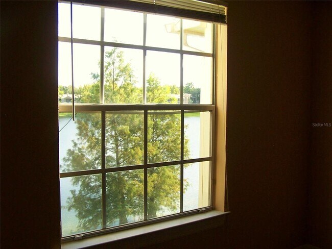 Building Photo - 1037 S Hiawassee Rd