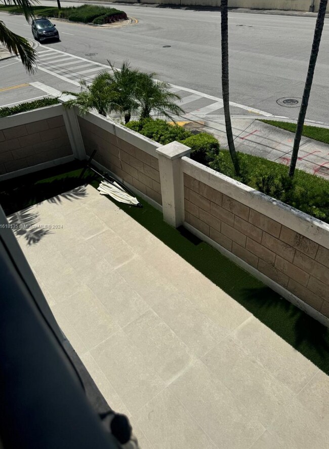Building Photo - 10400 NW 58th Ter