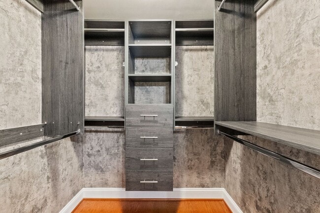 Building Photo - Luxury Old Town Living at The Prescott | 2BR Condo Just Off King Street