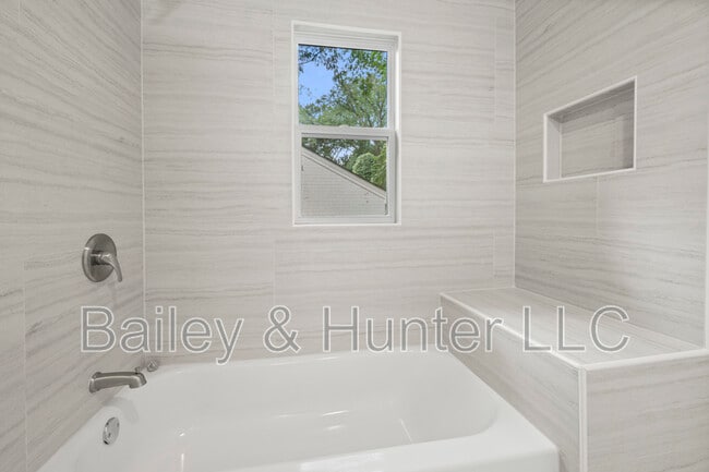 Building Photo - 1721 Hortense Pl NW