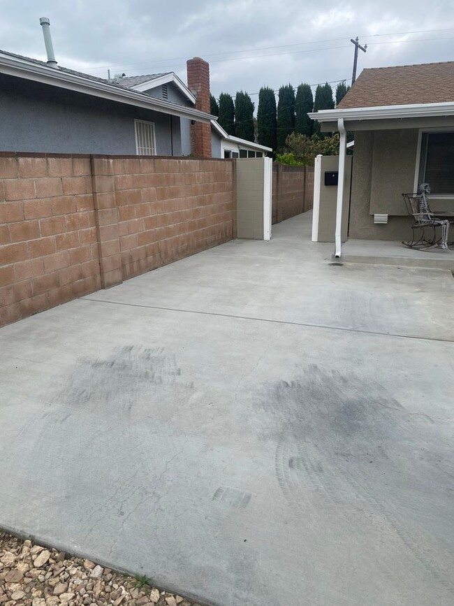 Building Photo - 1 Bed, 1 bath single story ADU in Central ...